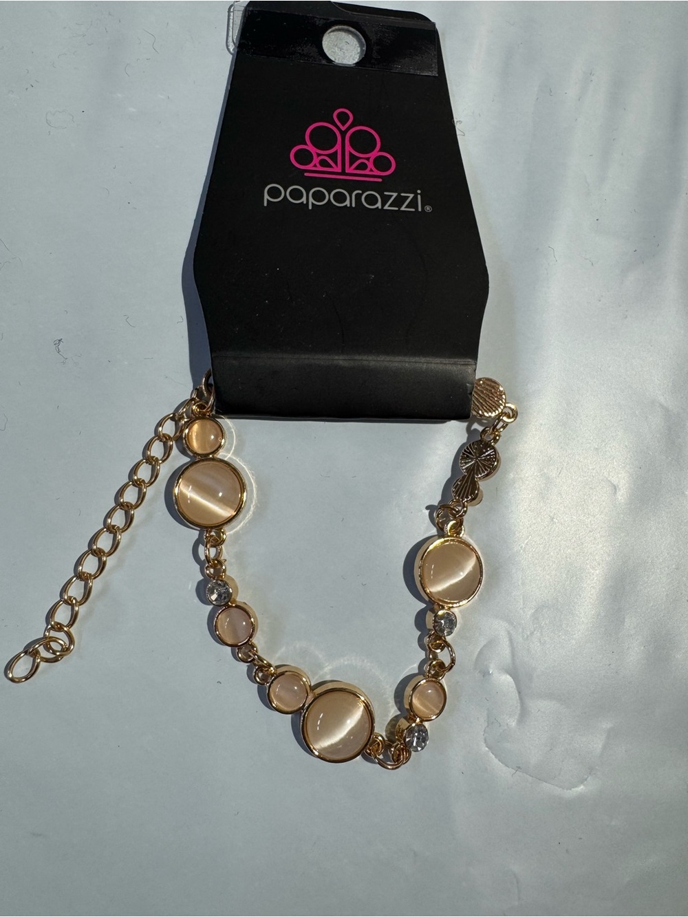 paparazzi Gold & Cream Link Bracelet